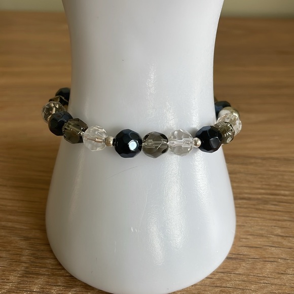 Hand Crafted Jewelry - HAND CRAFTED BEADED STRETCHY BRACELET Black Gray Clear Silver Statement Jewelry